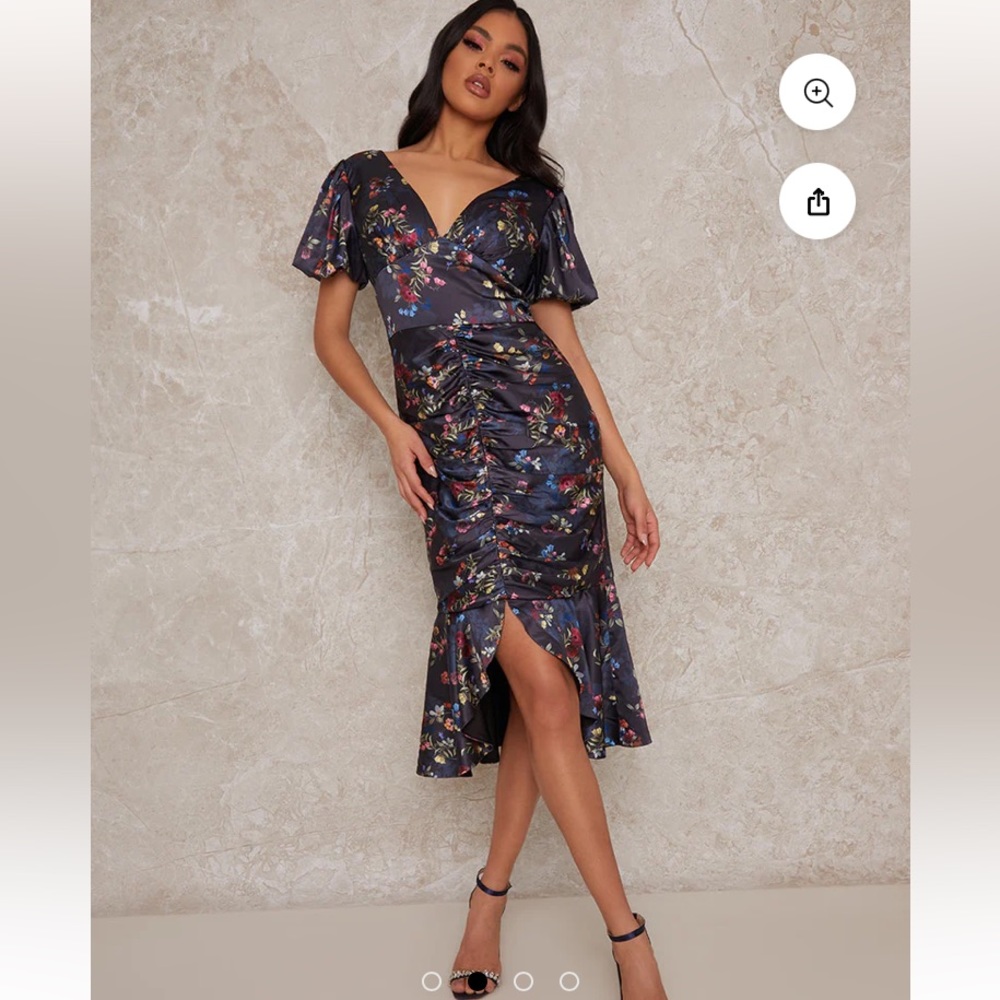 Excellent Condition Chi Chi London Satin Ruched Floral Midi Dress in Navy. 4